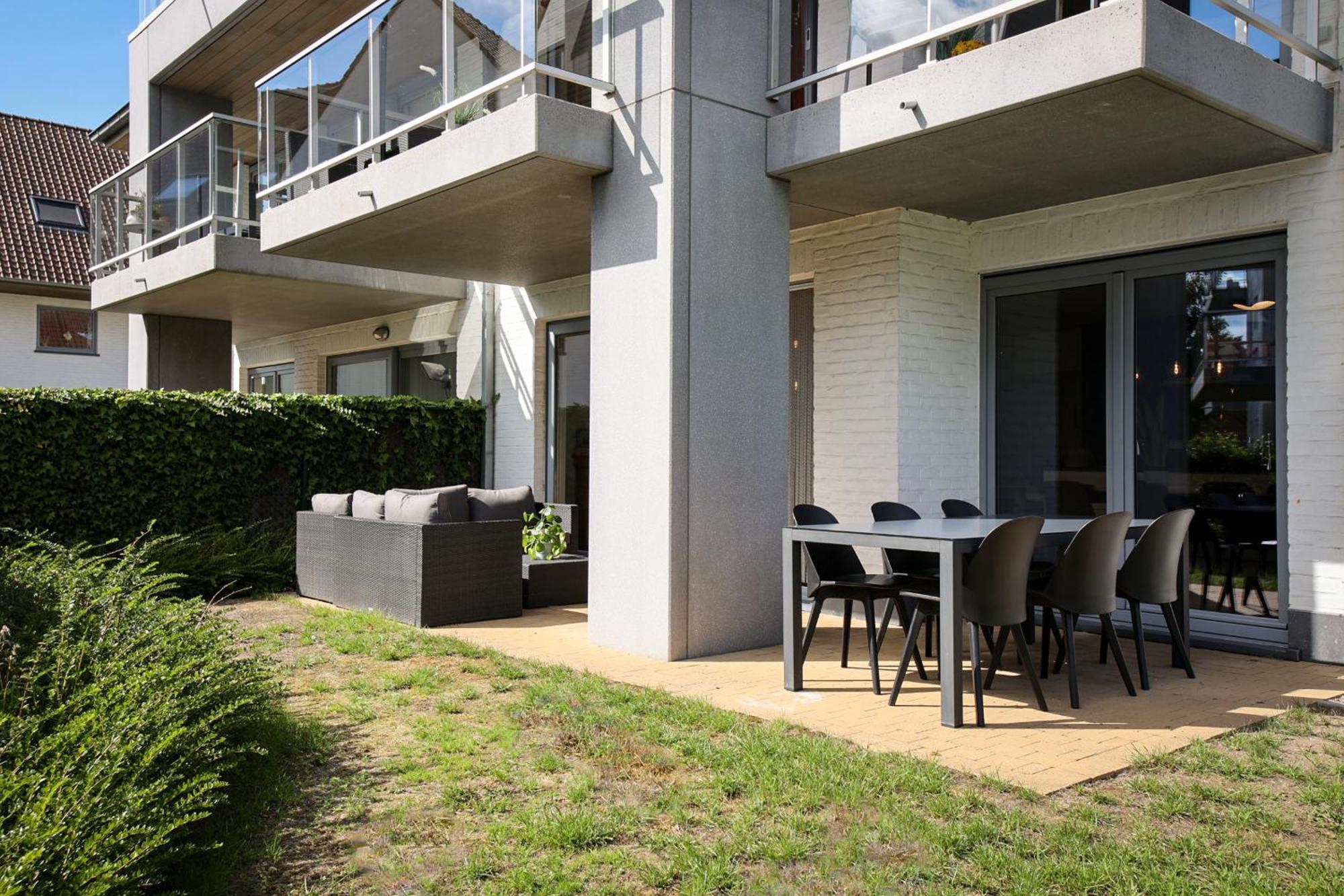 Villa Appartement Amaryllis Nieuwpoort Exterior photo